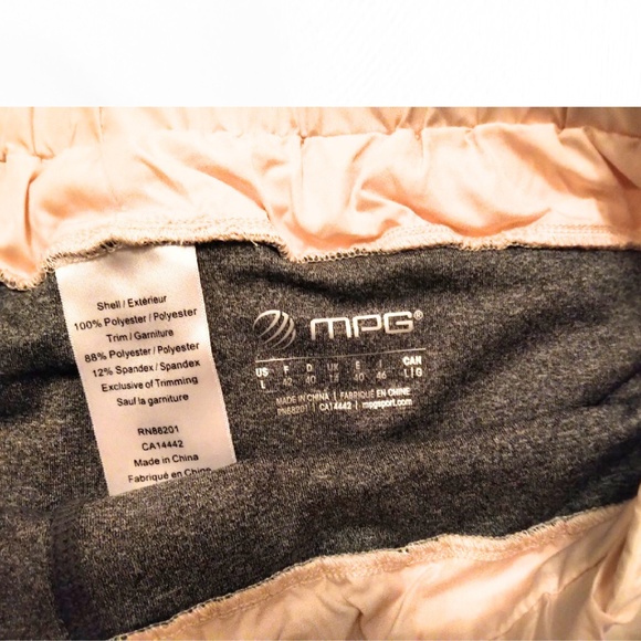 Women's Athletic Shorts - Picture 2 of 3